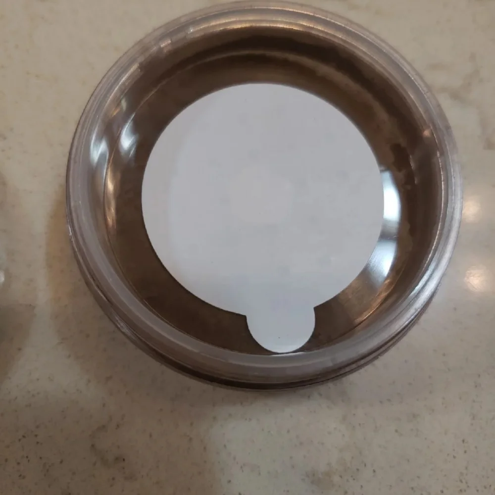 New dark # 4 savvy minerals foundation YL